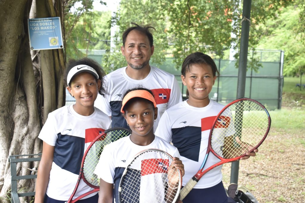 RD 1 gana dos partidos en torneo ITF Cotecc U12 Team Competition