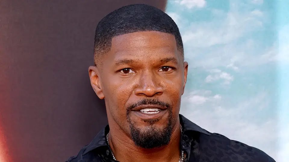 Jamie Foxx sufrió un fuerte dolor de cabeza antes de ser hospitalizado por 20 días