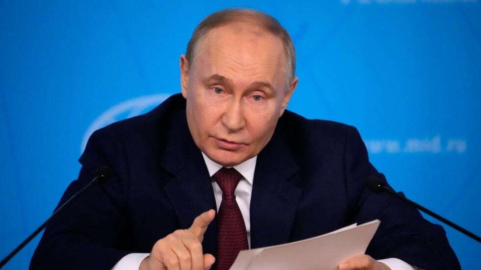 El Kremlin llama a la oposición venezolana a aceptar su derrota y felicitar a Maduro