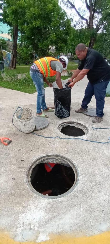 Comité de emergencia CAASD despliega equipos de Operaciones y Unidad Ejecutora ante efectos de huracán Beryl