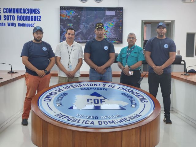 Red Mundial de Jóvenes Políticos RD en sesión permanente y cooperación con el COE ante el paso Beryl