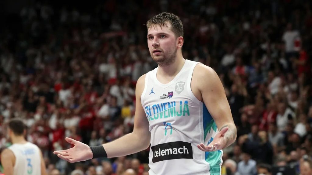 Croacia somete a la Eslovenia de Doncic en la primera jornada del Preolímpico de El Pireo