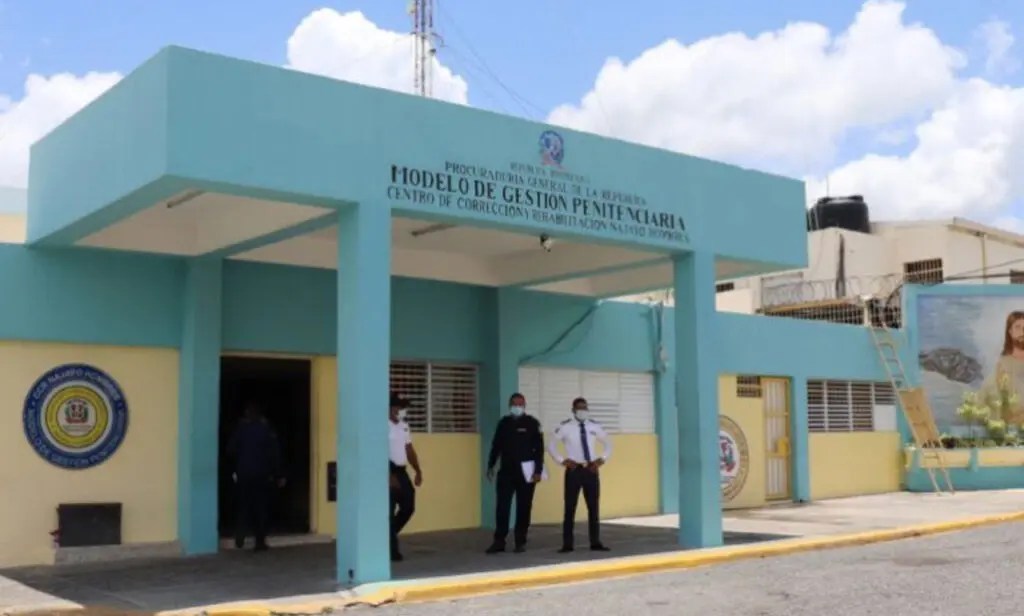 Prisiones dice atienden desde mayo a privada de libertad que denuncio falta de atención médica