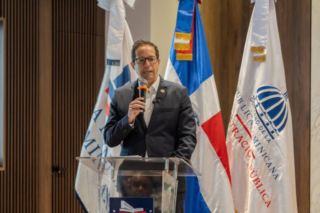 Sigmund Freund, ministro de Administración Pública (FUENTE EXTERNA)