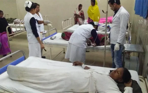 Al menos 5 muertos y más de 200 hospitalizados por casos de intoxicaciones en la India