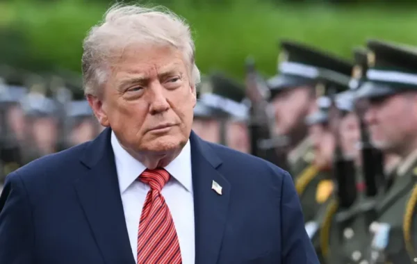 Trump dice que querría ver la reunificación de Irlanda y que ocurrirá «tarde o temprano»