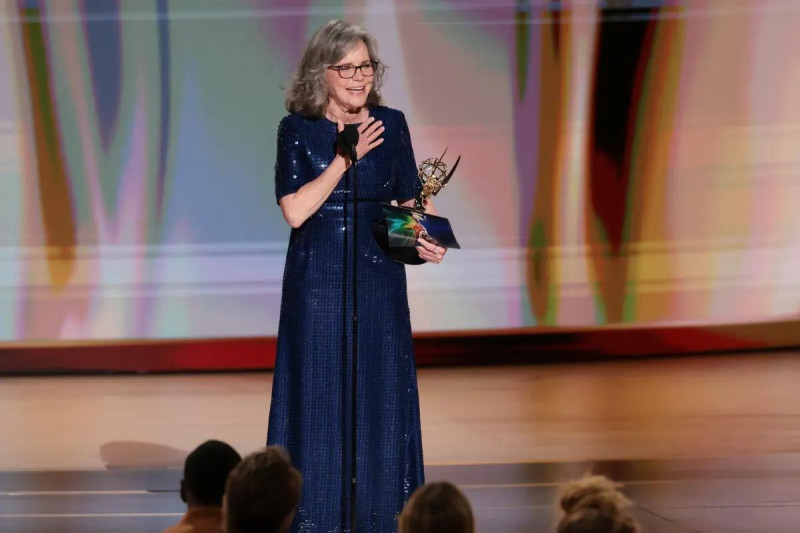 Sally Field logra un hito como la más longeva en ganar Emmy a mejor actriz en una película
