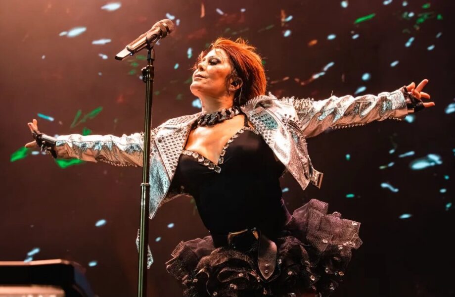 Alejandra Guzmán sufre luxación de cadera durante concierto en Veracruz