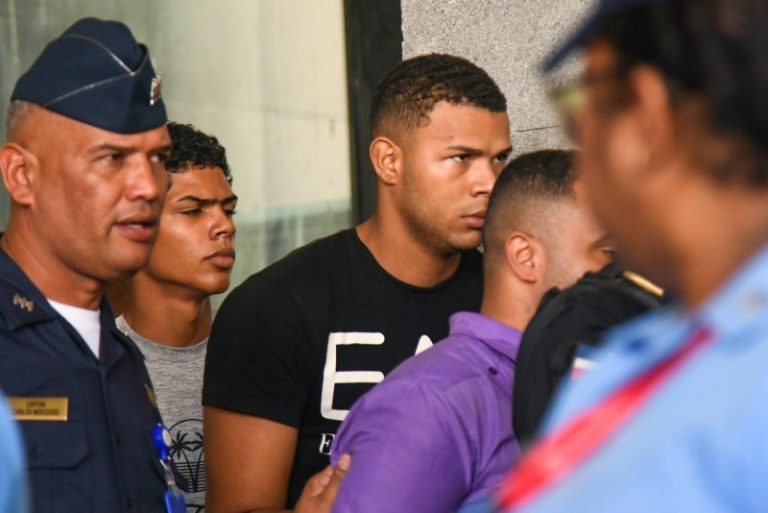 Dictan 18 meses de prisión preventiva a cuatro implicados en asalto donde murió esposa de Julián Oro Duro