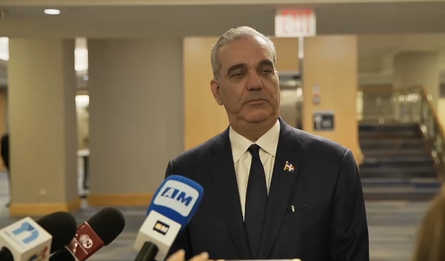 Presidente Abinader advierte a responsables de ataque contra Julián Oro Duro y su esposa: “Que se entreguen; si no, les va a ir peor”