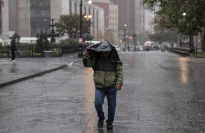 Nueva York y el noreste de EE.UU. se preparan para tormenta con fuertes lluvias y vientos