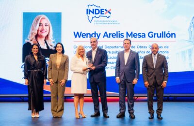Abinader reconoce a 14 dominicanos destacados en Estados Unidos mediante el INDEX