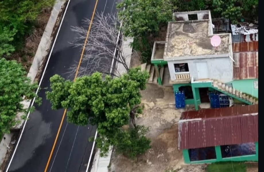 Inauguran carretera Las Mesetas para mejorar conexión de comunidades de El Seibo