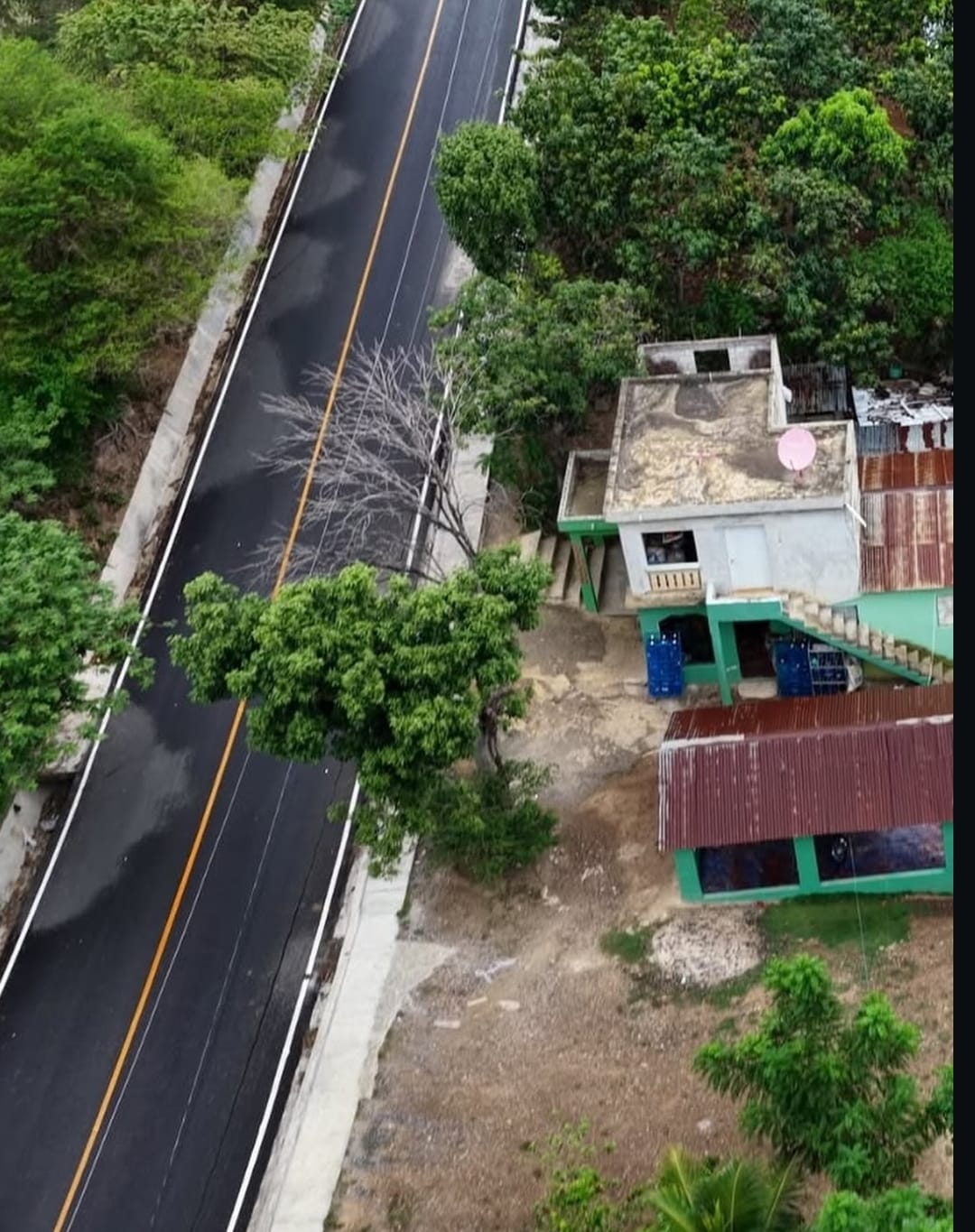 Inauguran carretera Las Mesetas para mejorar conexión de comunidades de El Seibo