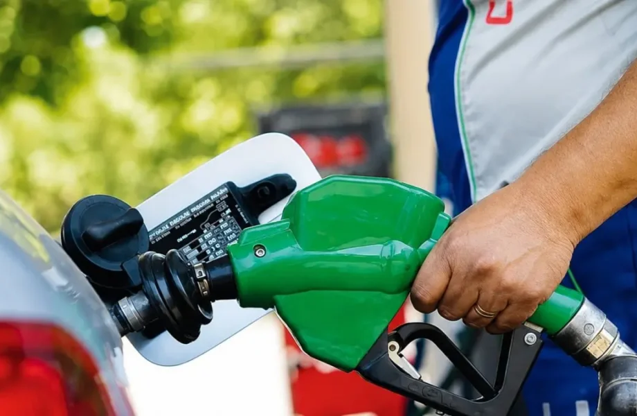 Gobierno aumenta entre RD$2 y RD$4 los precios de las gasolinas y el gasoil