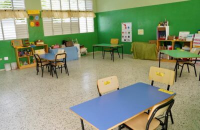 Diputado somete proyecto para crear aulas inclusivas en todas las escuelas públicas