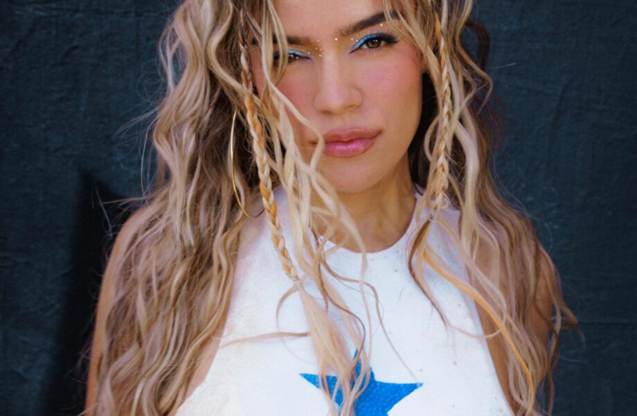 Karol G revela cómo luchó por «BbY WOW» a una semana de entregar su álbum: «O salía con Judeline y Rusowsky o no iba»