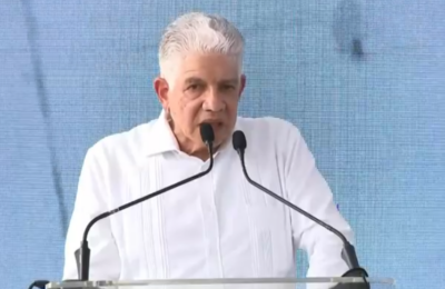Eduardo Estrella anuncia inicio de trabajos de la carretera del Ámbar entre Santiago y Puerto Plata