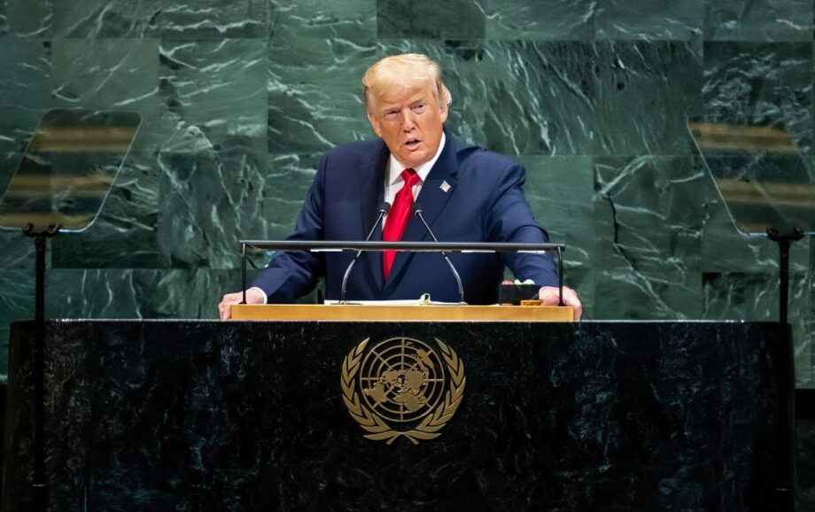 Trump vuelve a la ONU acorralado por la guerra con Irán y la crisis económica