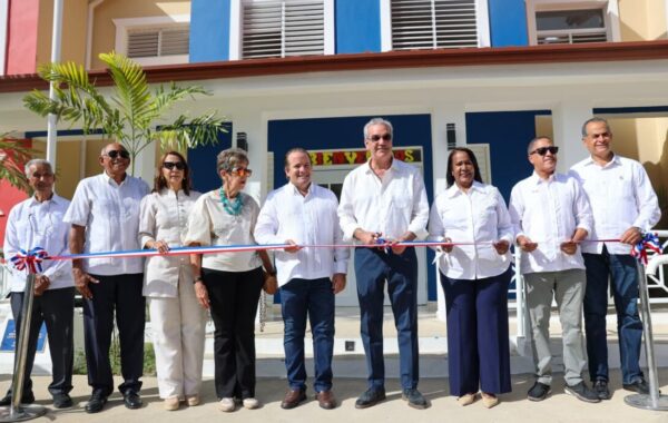 Abinader inaugura CAIPI en Puerto Plata para beneficiar a 250 niños