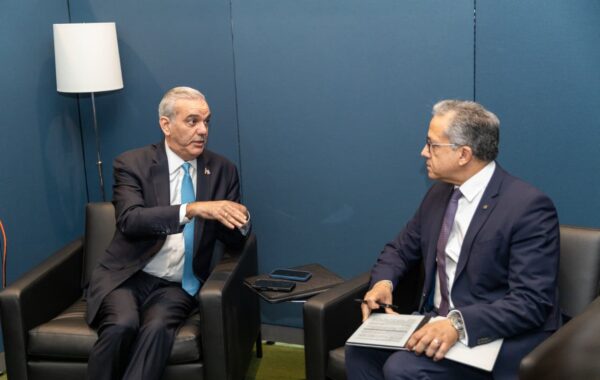Director general de la UNESCO y Abinader conversaron sobre los avances de RD