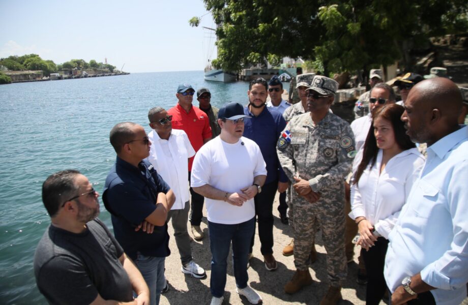 Alejandro Campos supervisa el Puerto de La Romana y anuncia inicio de su remodelación
