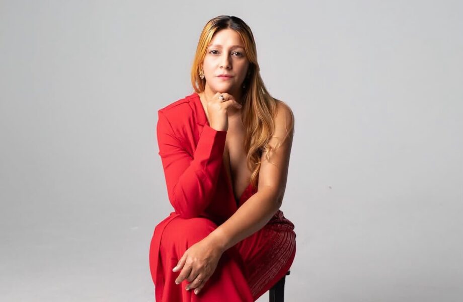 Julissa Morel es nominada como Comentarista de Opinión en los Premios La Flor 2026