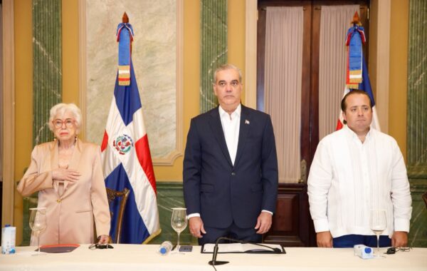 Abinader: “La verdadera transformación ocurre cuando la integridad deja de ser solamente una obligación y se convierte en una cultura”.