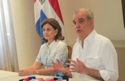 Abinader anuncia ampliación a cuatro carriles del acceso a Licey al Medio