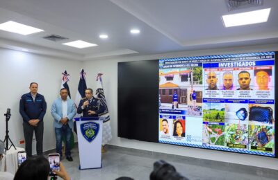 Policía presenta evidencias y revela punto donde cuatro implicados detenidos se reunieron antes de homicidio de esposa de Julián Oro Duro en SDE