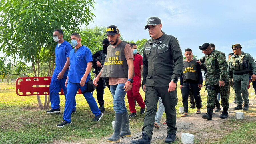 Colombia rescata a ocho personas secuestradas por el ELN en la región del Catatumbo