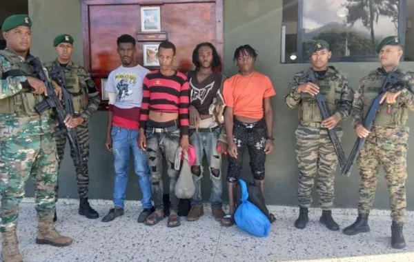 Ejército ocupa arma en detección de haitianos en Constanza