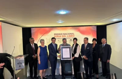 Pablo Mella gana Premio Nacional Feria del Libro Eduardo León Jimenes 2026