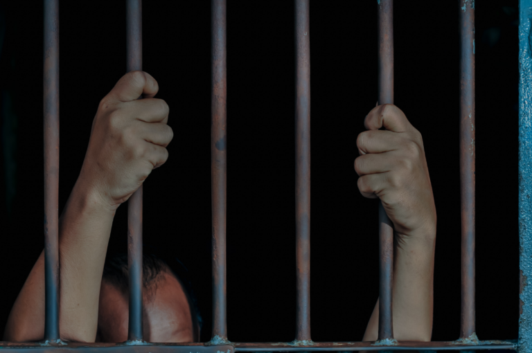 Prisión preventiva contra hombre imputado por tentativa de homicidio en el sector Serrallés