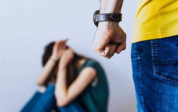 Denuncian presunta agresión sexual contra adolescente de 17 años y señalan a seis estudiantes de UTESA