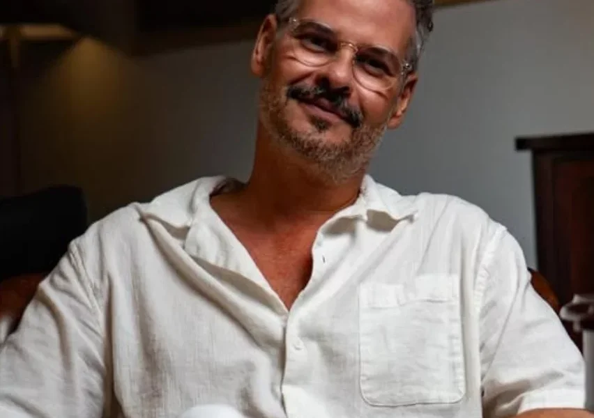 Frank Perozo destaca diversidad actoral y reencuentro de Los Reyes del Humor junto a Fausto Mata en “La Esquina ‘ta en Candela”