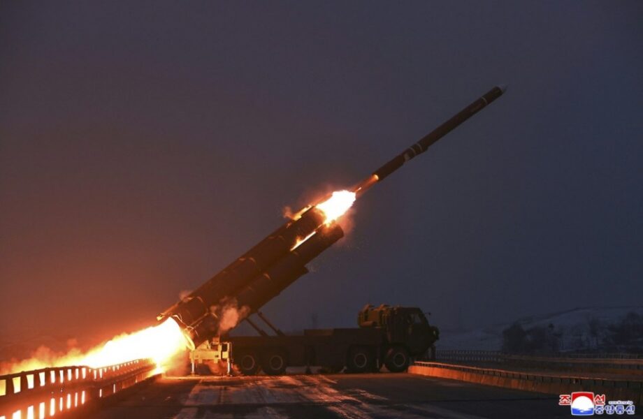 Corea del Norte prueba misil con inteligencia artificial en medio de nuevas tensiones con Seúl