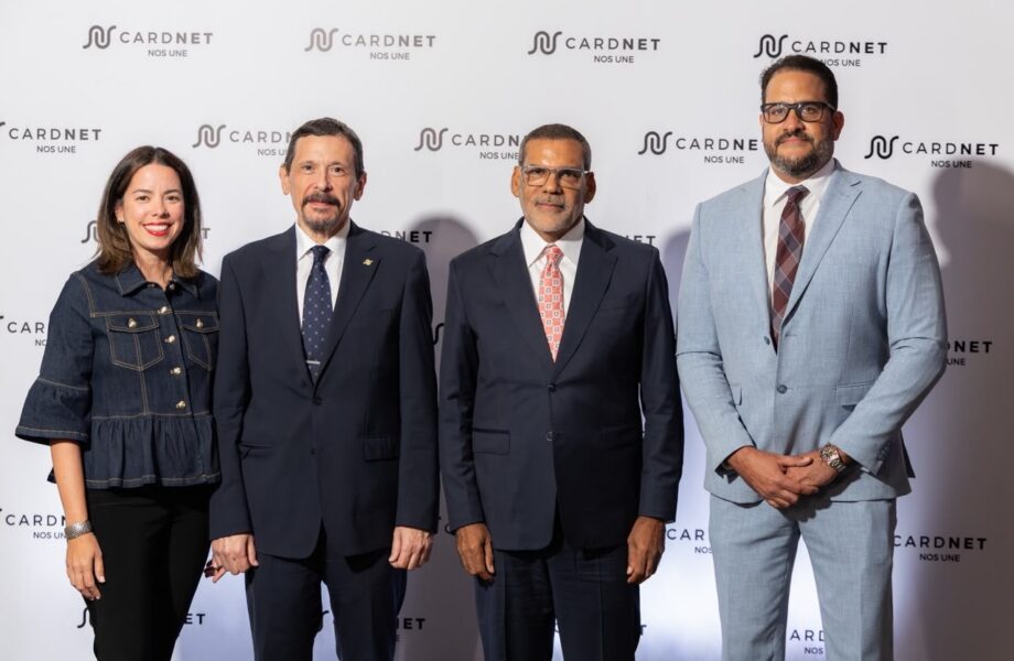 Cardnet da paso a una nueva etapa de liderazgo con Martín Cava y rinde homenaje a Luis Bencosme