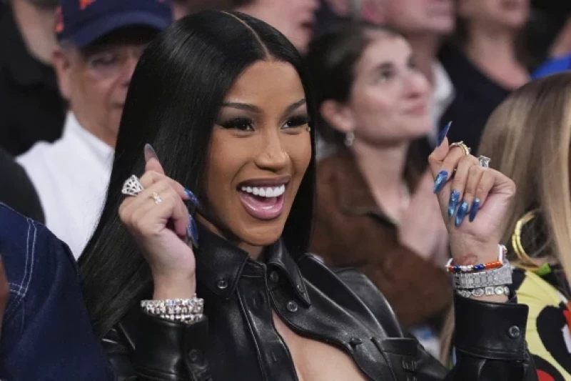 La rapera Cardi B asegura estar en una relacion con el portero Maduka Okoye