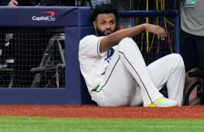 Caminero se lesiona un pie, pero dice que jugará el quinto juego de la Serie Mundial