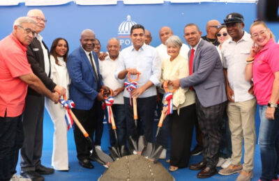 Ministerio de Deportes inicia construcción de moderno estadio de béisbol en Consuelo