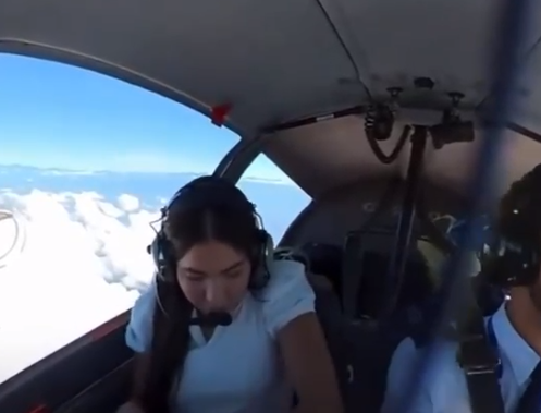 ¡Amor por lo alto! Joven piloto le pide matrimonio a su novia en pleno vuelo