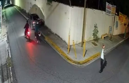 Joven es asaltado a punta de pistola y despojado de su motocicleta en Baní