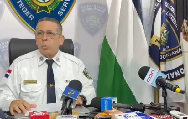 Inspector general de la Policía se traslada a Elías Piña para investigar incidente entre policías y diputada