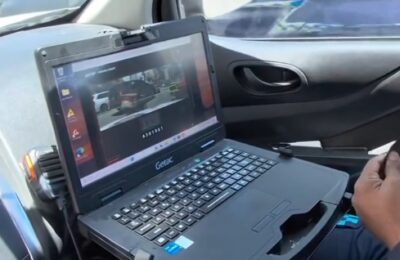 Policía Nacional fortalece la vigilancia vial con tecnología de reconocimiento de placas en movimiento
