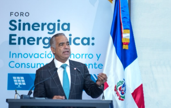 El Gobierno apuesta por la tecnología y el ahorro para optimizar el consumo eléctrico