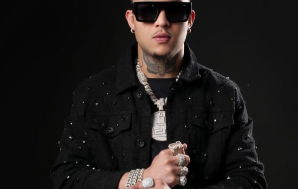 Jey One da el salto al trap con “Algo Nuevo”, un EP de siete canciones