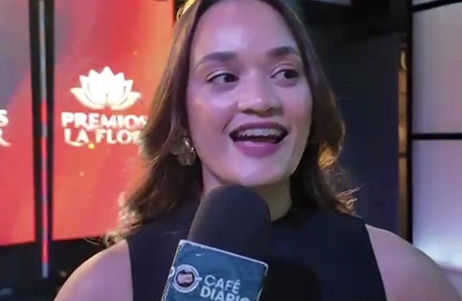 Alba Martínez es nominada como comentarista de opinión en Premios la Flor 2026