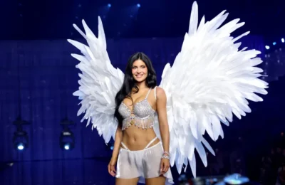 Kylie Jenner debutó en el desfile de Victoria’s Secret con un Fantasy Bra de 50 millones de dólares