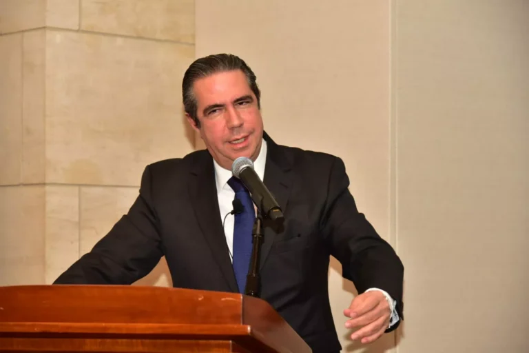 Francisco Javier García cuestiona suspensión de consulta del PLD y reafirma que seguirá por la candidatura